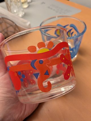 Contenitori in vetro per il mare