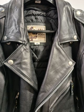 Cazadora de cuero Ami