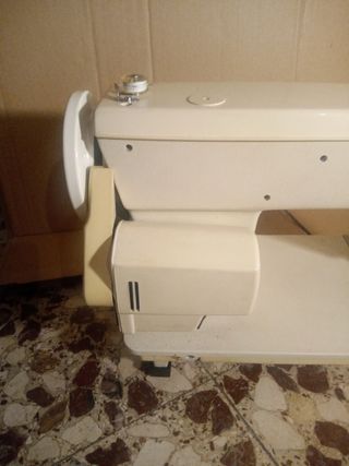maquina de coser SINGER