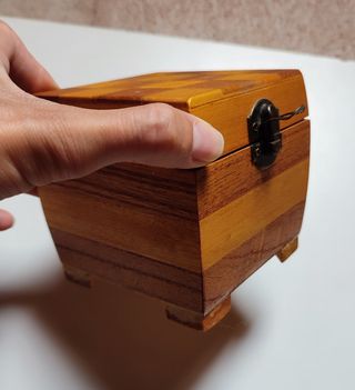 Dos cajas de madera con espejo ideal joyero