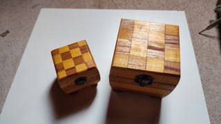 Dos cajas de madera con espejo ideal joyero