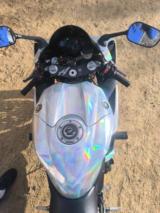 Yamaha r1