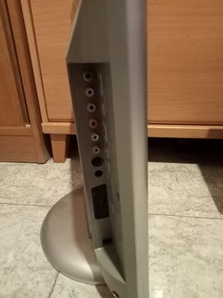 Dos pantallas para ordenador