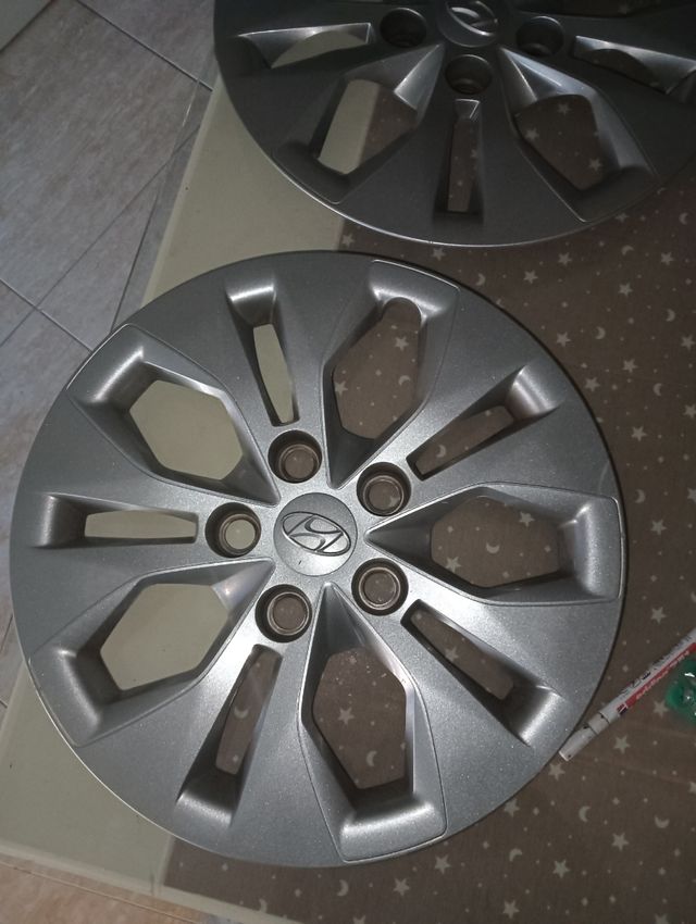 Un tapacubos hyundai i30 2017