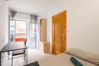Habitacion en piso compartido