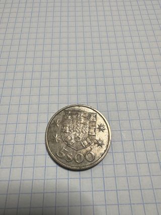 5 escudos portugueses año 1982 y 1980