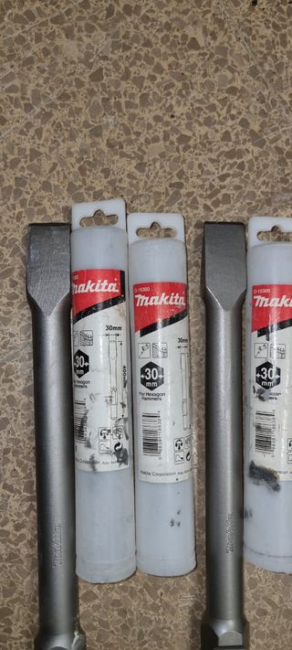 Cincel sin estrenar makita