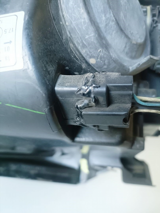 Faro derecho Renault Clio iii año 2007