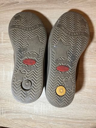 Botas de niño marca Titanitos