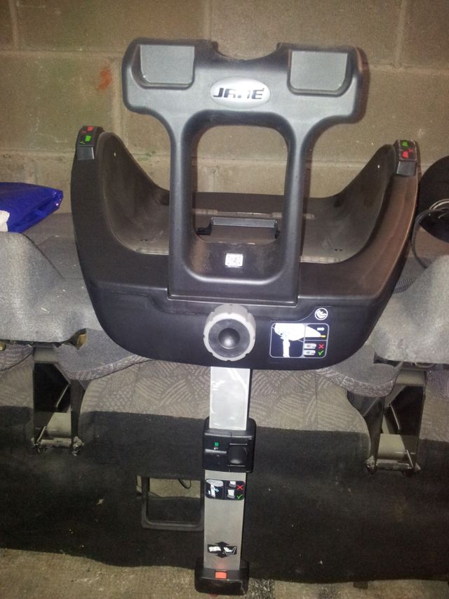 Sillita bebe para coche con soporte giratorio