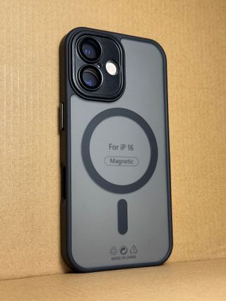 Custodia nera per Iphone 16