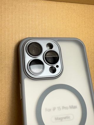 Custodia grigia per Iphone 15 Pro Max