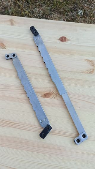 Brazo soporte ventana