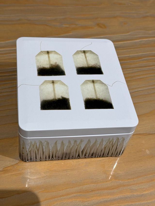 Caja de metal para infusiones y te