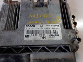 Centralita motor uce Opel Astra h gtc año 2007