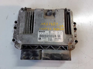 Centralita motor uce Opel Astra h gtc año 2007