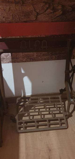 Mesa Máquina Coser "Alfa"