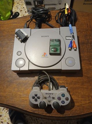 PLAYSTATION 1 - Originale e completa