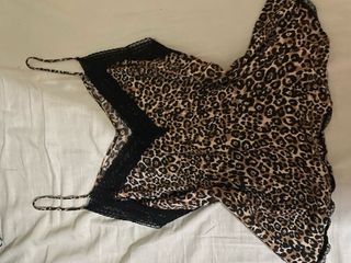 Top leopardo con encaje vintage