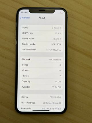 iPhone X 64GB . Libre . Plata