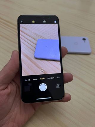 iPhone X 64GB . Libre . Plata