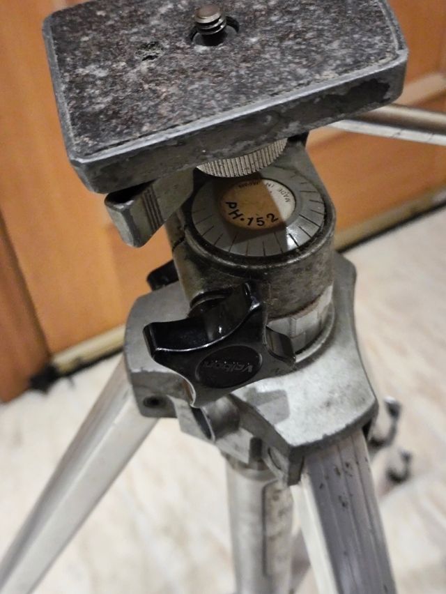 Trípode de Aluminio Robusto