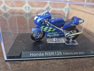 Maqueta Honda RSR125 de Toni Elías 2001