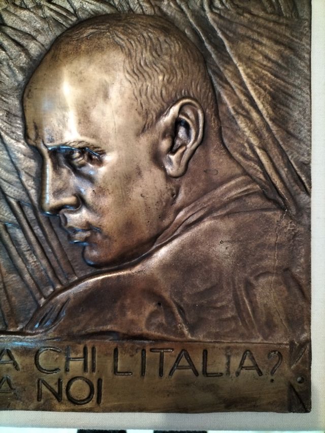 Ventennio Piastra in bronzo Duce