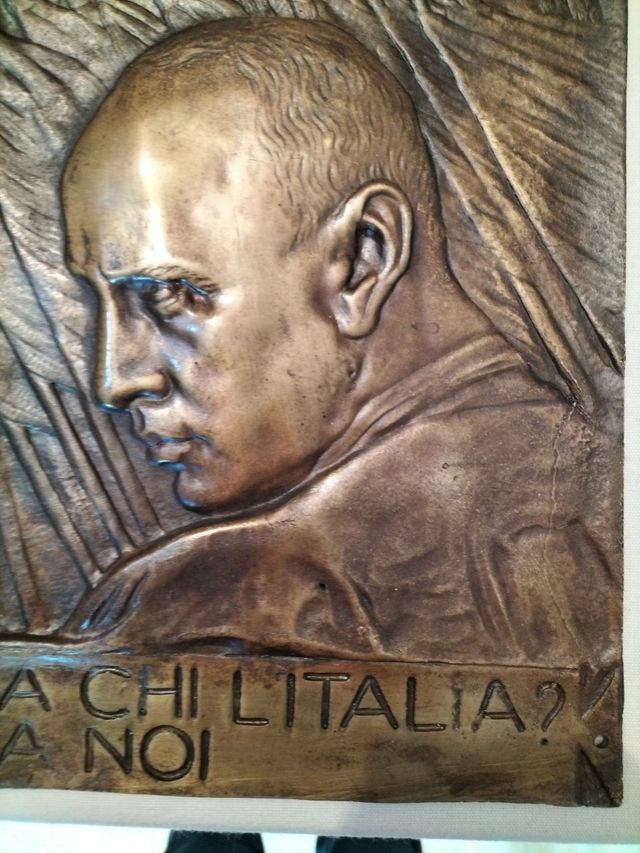 Ventennio Piastra in bronzo Duce