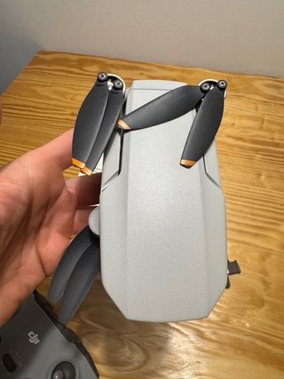 DJI Mini 2 SE Drone