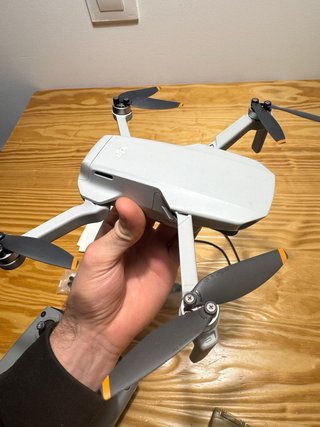 DJI Mini 2 SE Drone