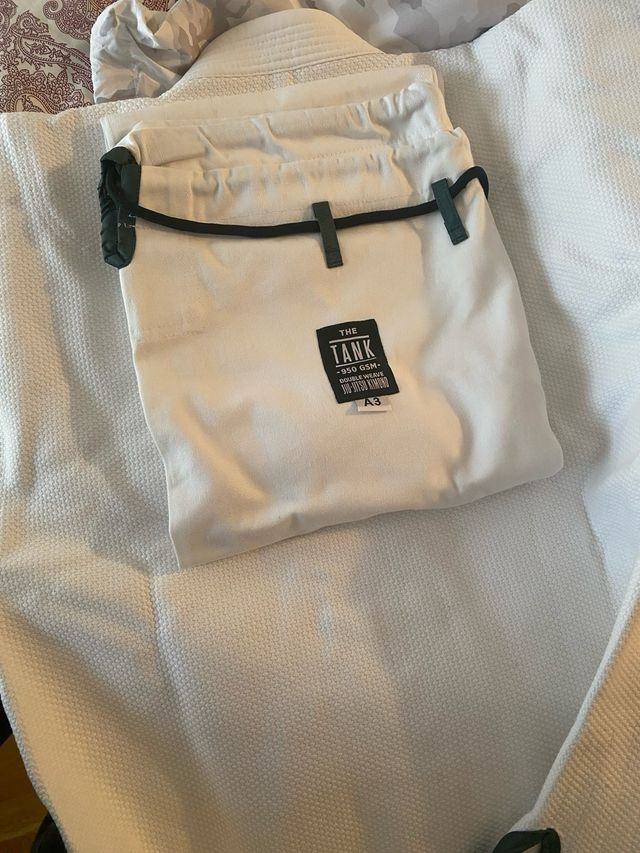 Kimono BJJ Tatami The Tank. Talla A3