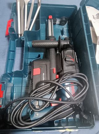 Taladro Martillo Perforador BOSCH Profesional 