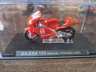 Maqueta Gilera 125 Manuel Poggiali 2001