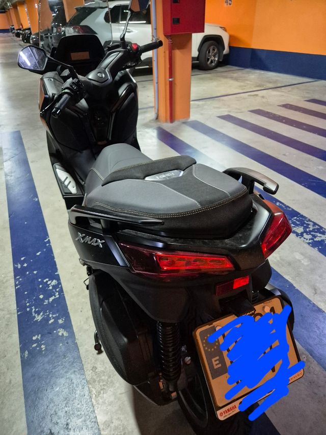 Yamaha XMax 300