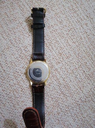 Reloj Lotus para piezas o para reparar