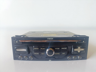 Sistema audio / radio cd Peugeot 5008 año 2010