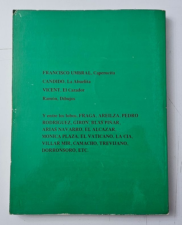 LIBRO CAPERUCITA Y LOS LOBOS Umbral 1976