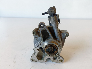 Depresor freno / bomba vacio Nissan Primastar (x8