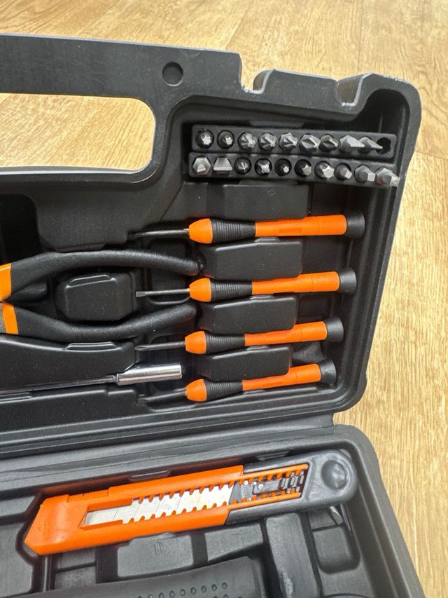 Maletin 39 herramientas Topshak precintado