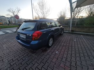 Subaru Outback 2004