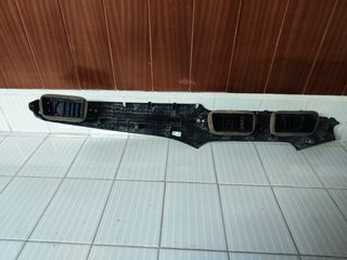 Despiece interiores Hyundai i20 2022