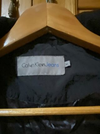 Cazadora Calvin Klein Jeans impermeable mujer