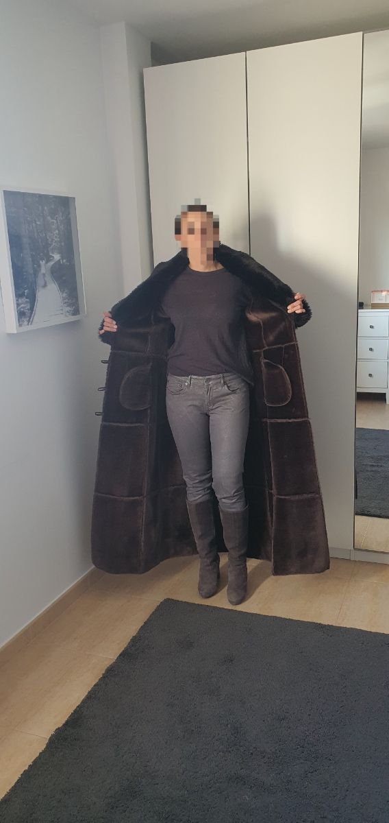 Abrigo largo pelo sintético