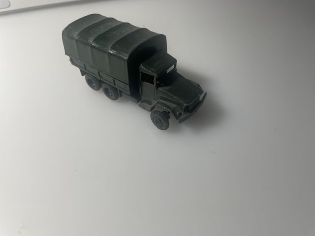 CAMION MILITAR GMC M-211 USA ESCALA HO 1/86 EKO