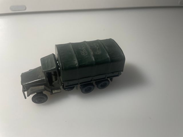 CAMION MILITAR GMC M-211 USA ESCALA HO 1/86 EKO