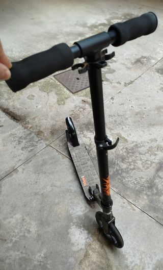 Monopattino pieghevole alluminio nero