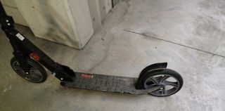 Monopattino pieghevole alluminio nero