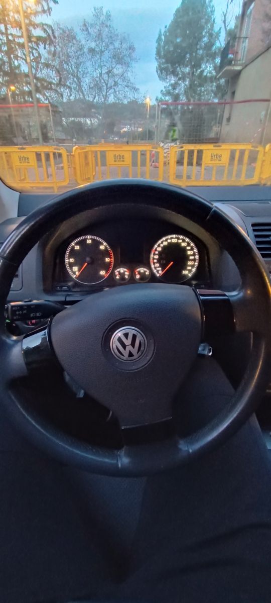 Cambio iluminación cuadro Golf V