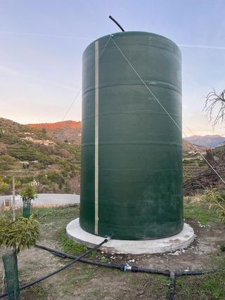 DEPÓSITOS DE POLIÉSTER